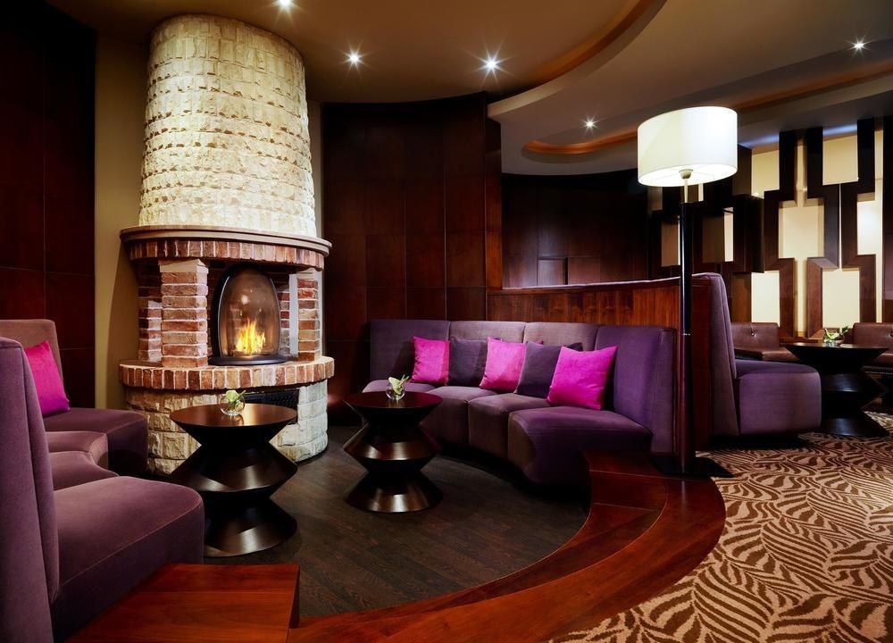 Sheraton Poznan Hotel Exterior photo The lounge at the hotel