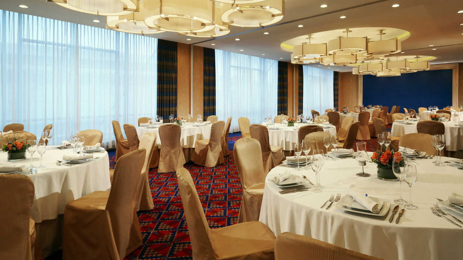 Sheraton Poznan Hotel Exterior photo The ballroom